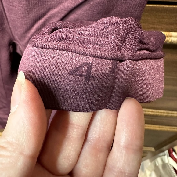 Lululemon In The Flow Crop II Size 4 - Picture 3 of 8